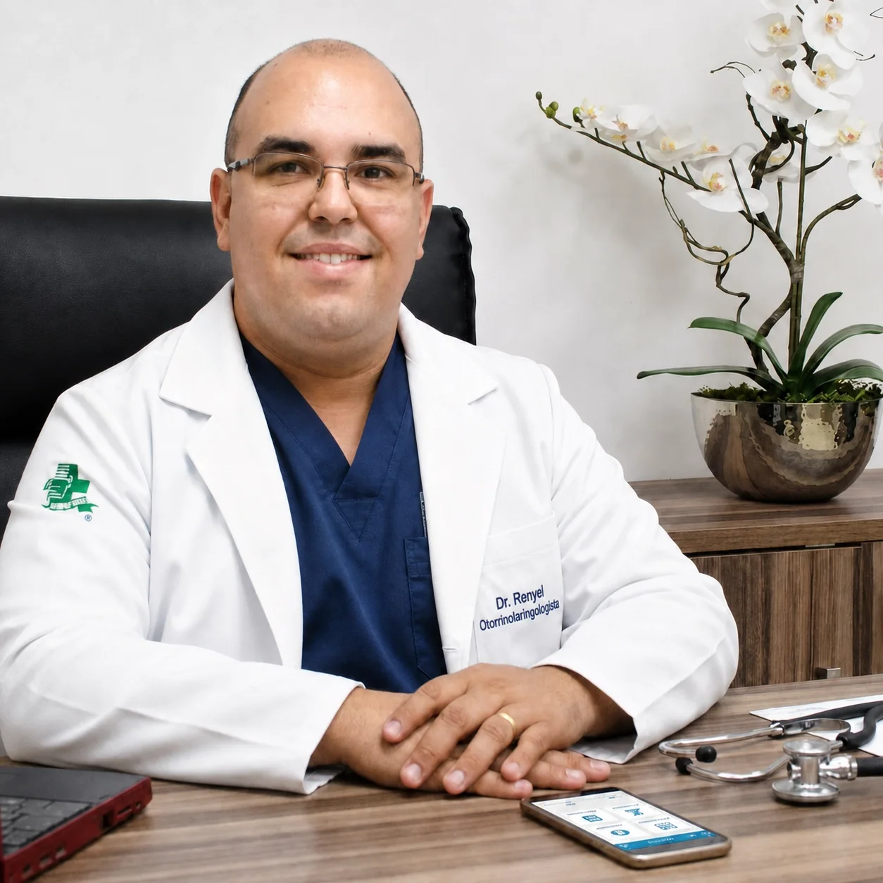Médico em consultório